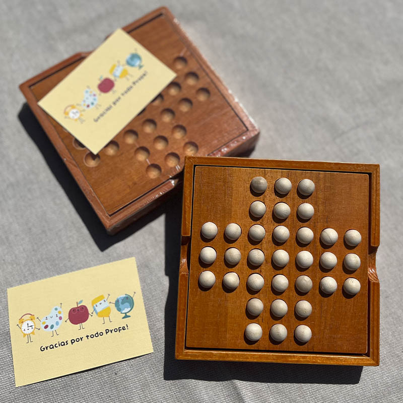 Solitario Inglés de Madera